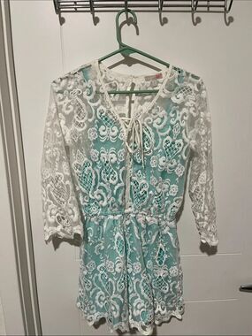 Gianni Bini White Lace Overlay Aqua Lining Romper Cottagecore